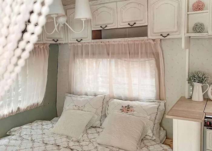 Kamp alanı каравана Gypsy *